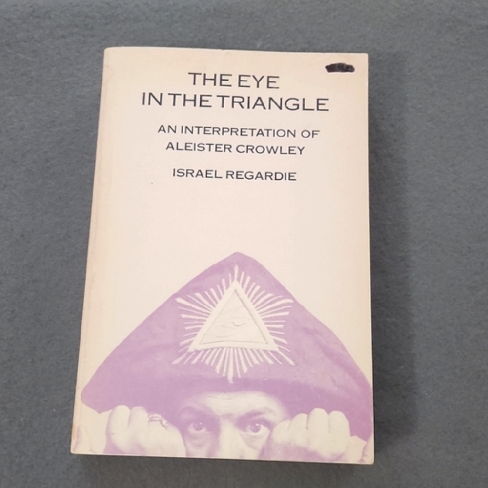 Vintage The Eye in the Triangle Aleister Crowley Israel Regardie Paperback - Picture 12 of 13